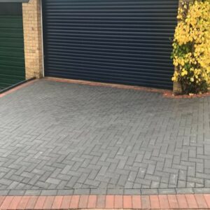 Brindle and Charcoal Block Paved Driveway and Pathway in Southam,…